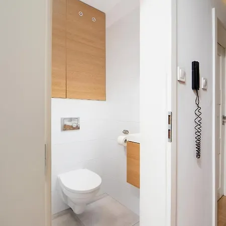 A'la Castle Wysockiej By Renters Appartement